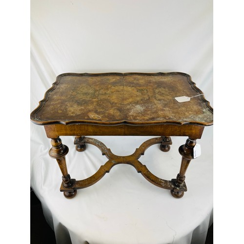 389 - Antoique oak side table