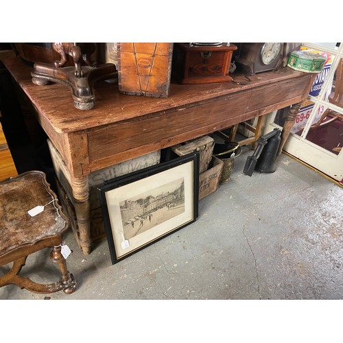 394 - Large vintage farm house table 3'2'' x 5' 9''