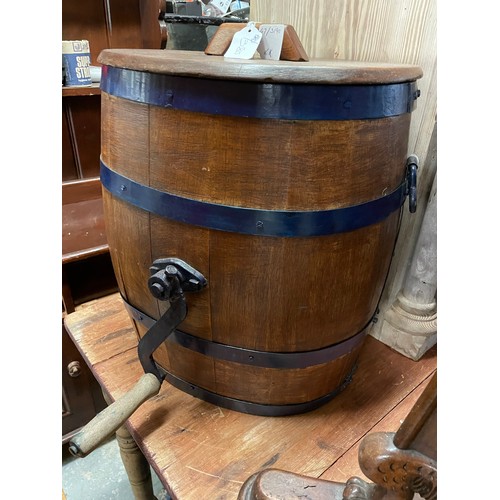 380 - Antique oak butter churn in perfect condition