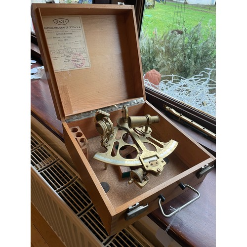 237 - Enosa Madrid, Ships Sextant complete with case and certificate