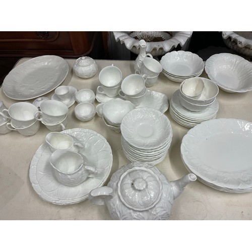 44 - Large quantity of Coalport Wedgwood countryware, approx. 65 pieces