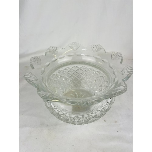 153 - Waterford Crystal 10'' Hospitality bowl, no chips or cracks