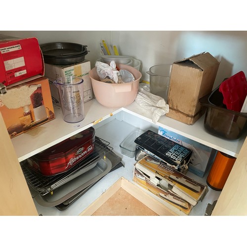 34 - Large collection of kitchen ware and other items