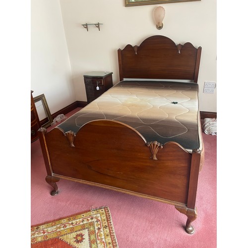 46 - Mahogany double bed with mattress, 4' w