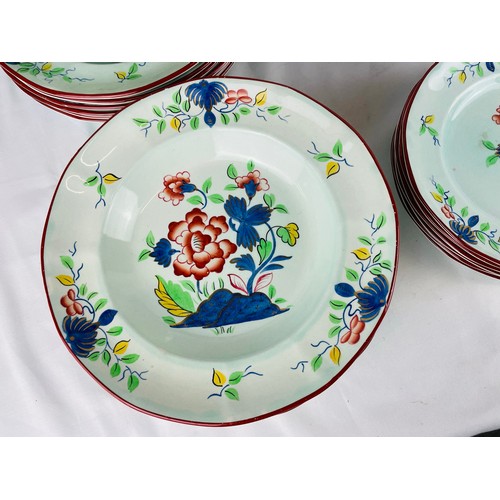 70 - 6 no. 7'' / 9'' plates, 6no. 9'' soup plates and 6 no. 10'' plates. Also 2 toureens, 3 platters and ... 