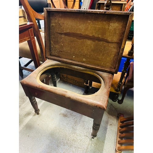 113 - Oak Victorian commode with lid, unfurnished, 24''w x 15''d x 18.5''h