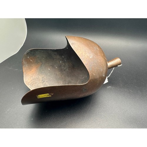 131 - A large copper grain scoop