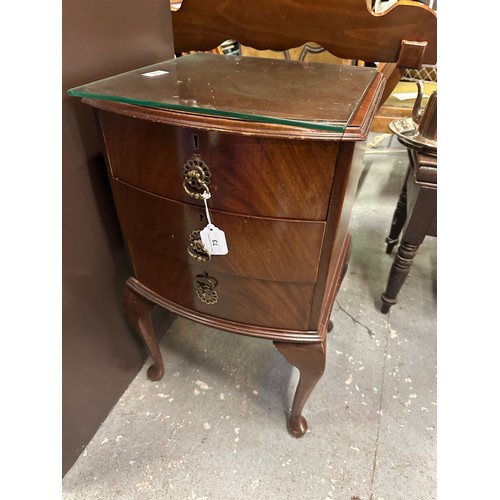 135 - 3 drawer Edwardian locker with brass handles, 14''w x 15''d x 26''h