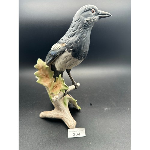 204 - Superb Magpie by Geobel, West Germany, reg mark 38 019 26, 10.5''h (very slight chip to beak)