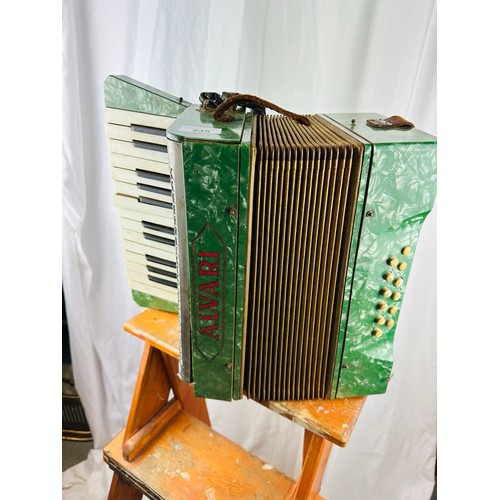 235 - Alvari piano accordion, 12 button (af)