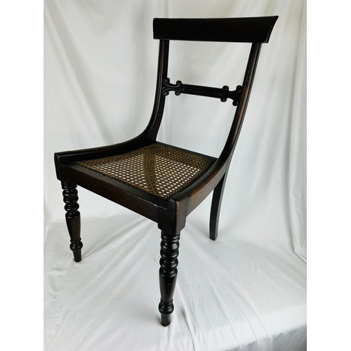 291 - A collection of 2 bedroom chairs with rattan base, seat h 16''