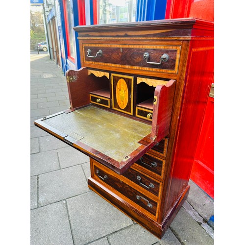 130G - Superb Georgian secetaire cabinet, with fall front veneered and cross banded drawers, signed Maple  ... 