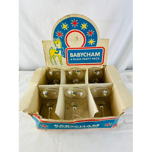 75A - AN ORIGINAL COMPLETE SET OF 6 BABYCHAM GLASSES AND BOX, CIRCA 1960'S