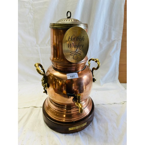 107 - COPPER IRISH HOT WHISKEY KETTLE , MADE
EXCLUSIVELY FOR IRISH DISTILLERS BY MENTAL
SPINNERS LTD BEAUI... 
