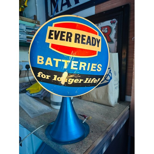 313 - EXTREMELY RARE 1950’S EVER READY BATTERIES
FOR LONGER LIFE, LIGHT UP SIGN ORIGINAL IN
WORKING ORDER