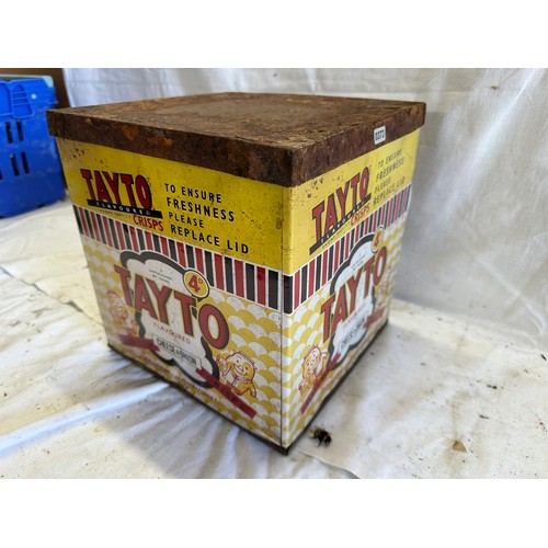 325 - VINTAGE SHOP TAYTO TIN BOX