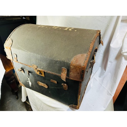 97 - VINTAGE ROLL OVER TRUNK 'H.M.R.' WITH REMOVABLE SHELF INSIDE, 18''D X 21''H X 24''W