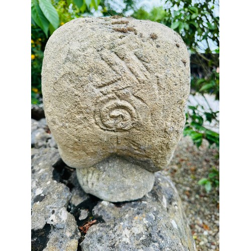 224 - AN ANCIENT CELTIC STONE 2 FACED CORLECK HEAD
PROBABLY 10TH /12TH CENTURY THE FLATTENED
OVAL FACE CAR... 