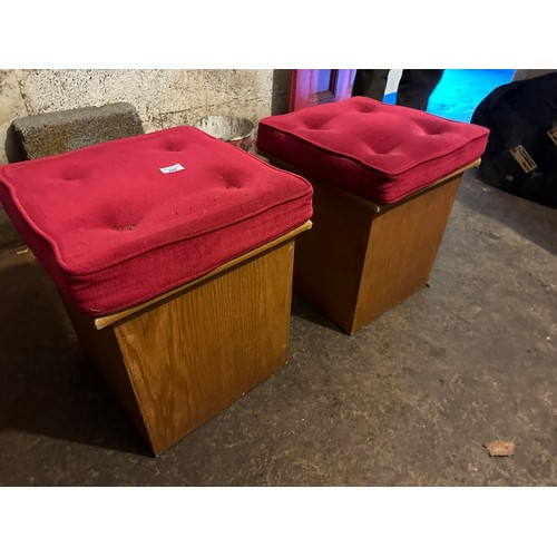 292 - A collection of 17 oak veneered benches with red cushions. 19''h x 16'' square