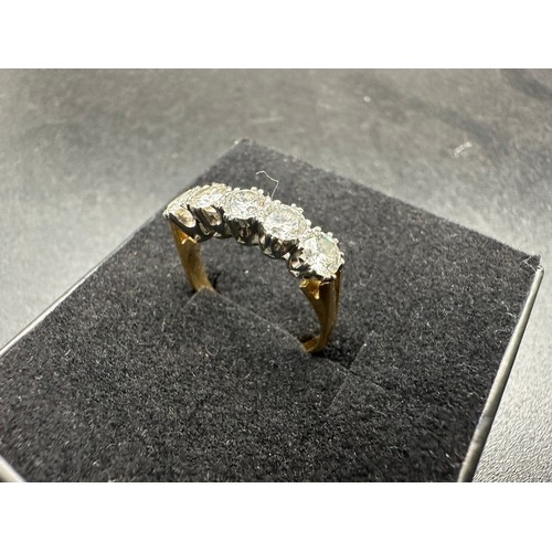 139 - 18 carat gold diamond ring, comprising of an 18 ct. yellow gold band accompanied by an 18ct white go... 