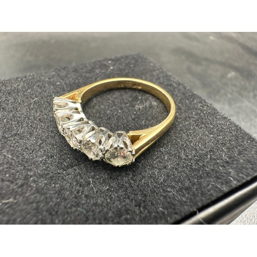 139 - 18 carat gold diamond ring, comprising of an 18 ct. yellow gold band accompanied by an 18ct white go... 