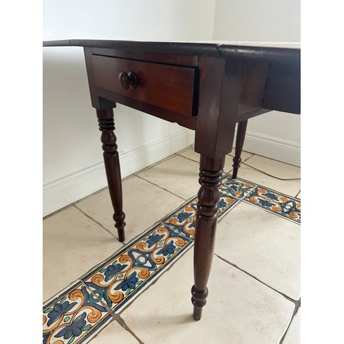 320 - Victorian Single drawer drop leaf oak table, 5'x 21'' x 29'' (extended)