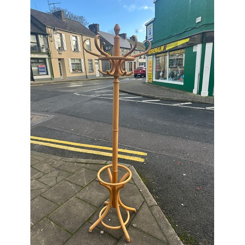 396 - Bentwood coat hanger, 6' tall