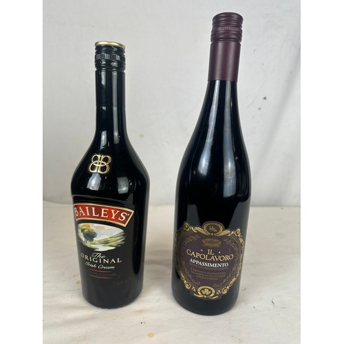 112 - Bottle of Baileys Irish Cream Liquor and Italian sparkling wine