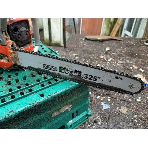 187 - Zomax 16'' petrol chainsaw