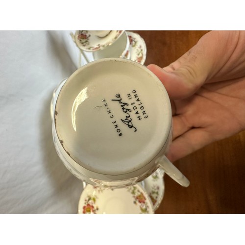 321 - 21 piece fine bone china, Argyle  floral tea service