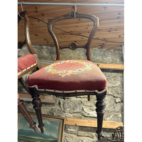 90 - A superb collection of 5 sturdy dining room chairs with rose motif