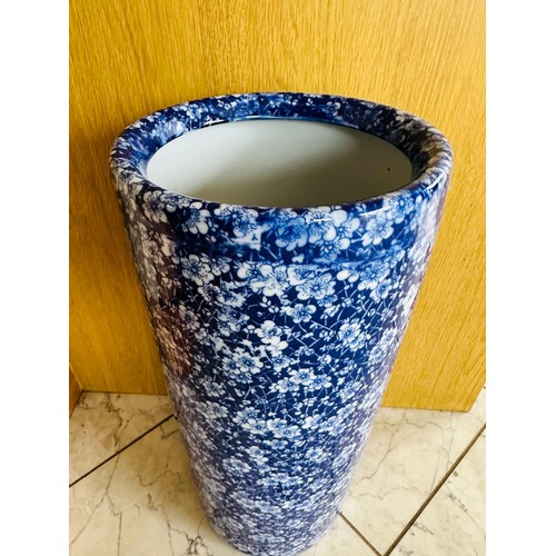 49 - Decorative Vase blue & white stoneware  no 
chips or cracks. H10cm W9cm