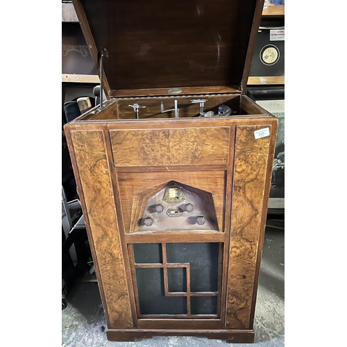 A vintage RDG radiogram, combined radio and gramophone, circa 1940 ...