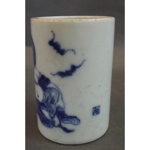 60 - A Chinese blue and white porcelain brush pot with painted decoration of Buddha and bats, 4 character... 