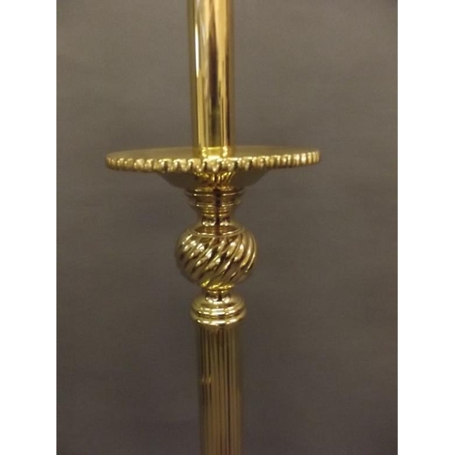 847 - A brass Corinthian column standard lamp, 56