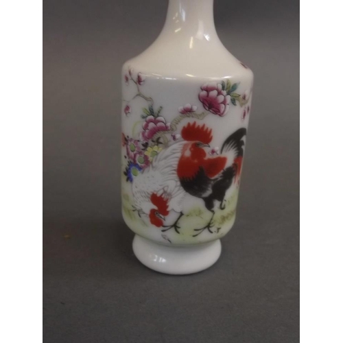 1 - A Cantonese porcelain scent bottle with cockerel decoration, leaf mark to base, 3½