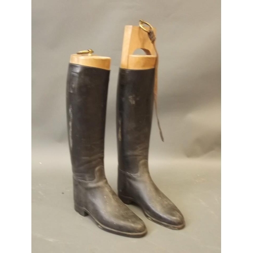 281 - A pair of Alkit leather riding boots, size 8½