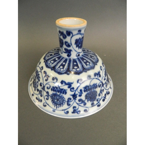 98 - A Chinese blue and white porcelain stem bowl decorated with the eight Buddhist symbols, 6 character ... 