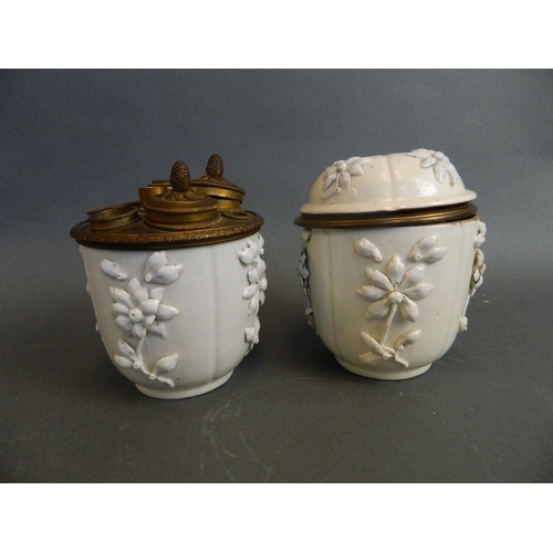 375N - An C18th Saint-Cloud porcelain desk inkwell with cream/white glaze and applied flower and leaf decor... 