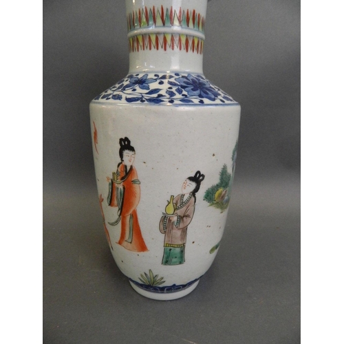 396 - An early Chinese famille verte enamel porcelain vase decorated with four travellers and a deer in a ... 