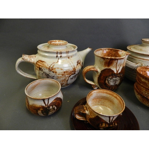 50X - A collection of 1950s studio pottery by Eileen Stevens comprising six place tea set with butterfly d... 