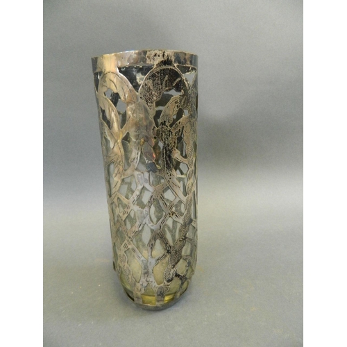 546 - A Continental pierced silver vase holder, marked 925, 6½