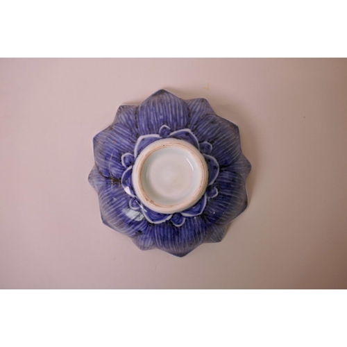 18 - A Chinese blue and white porcelain flower shaped dish, 5½