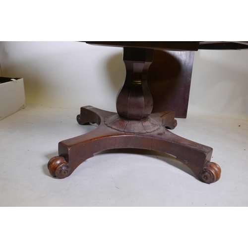 1237 - A C19th mahogany draw leaf dining table, raised on a shaped column and quadruple platform base with ... 