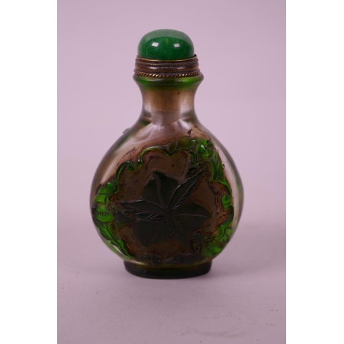 2 - A Peking glass snuff bottle with raised bat decoration, 3