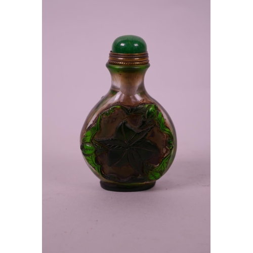 2 - A Peking glass snuff bottle with raised bat decoration, 3