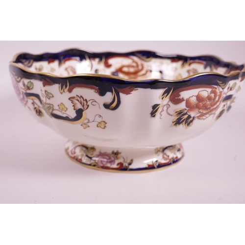 42 - A Mason Mandalay pattern pedestal fruit bowl, 10½