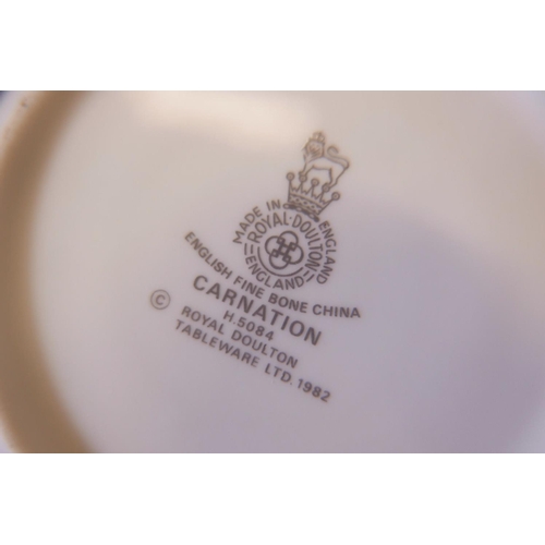 52 - An extensive Royal Doulton 'Coronation' pattern (No.5084) dinner, tea and coffee service comprising ... 