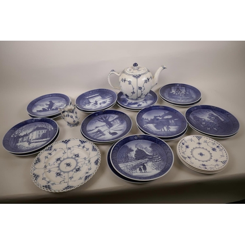 7 - A collection of Royal Copenhagen Christmas plates from 1967 to 1984, 7