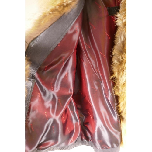 4 - A Djotto red fox fur and leather gilet